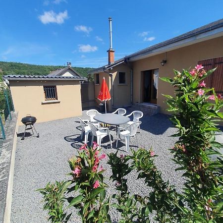 Gite Des Jardiniers Fumay Esterno foto