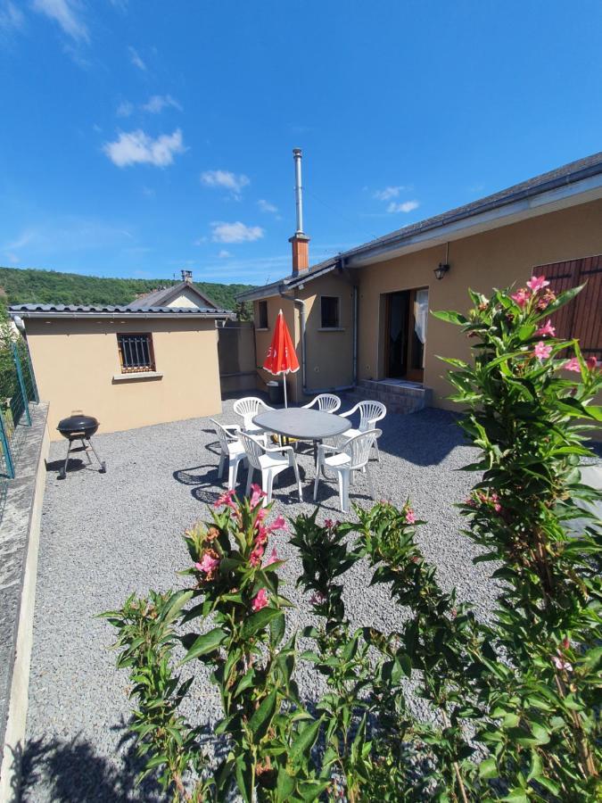 Gite Des Jardiniers Fumay Esterno foto