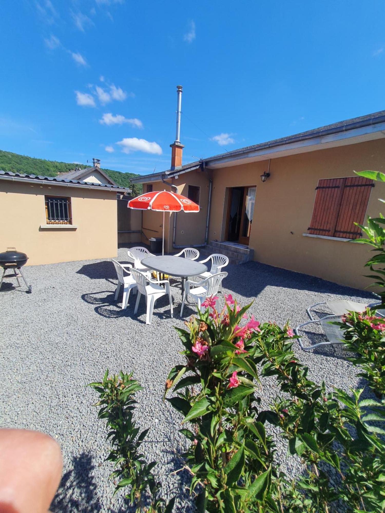 Gite Des Jardiniers Fumay Camera foto